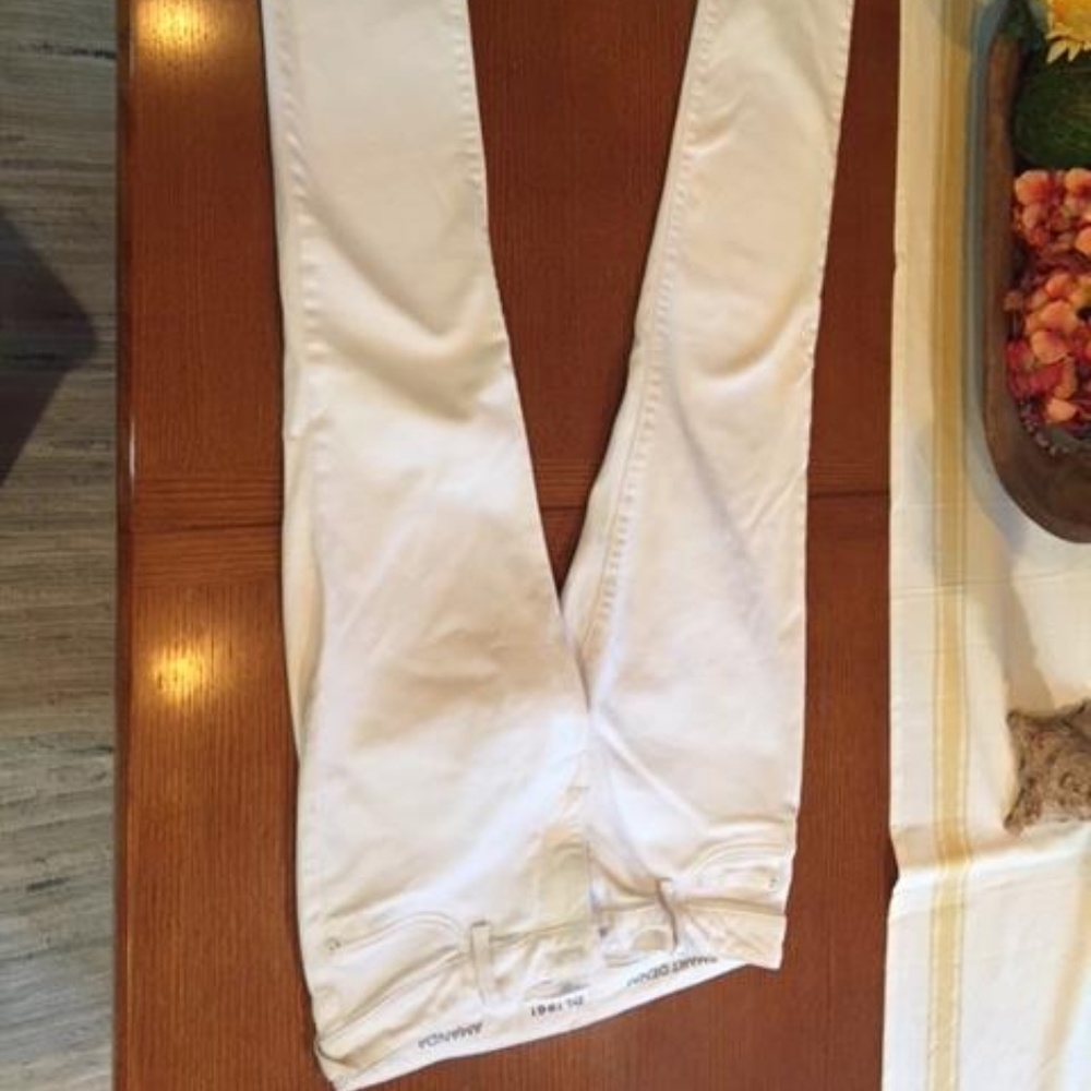 DL 1961 white denim jeans